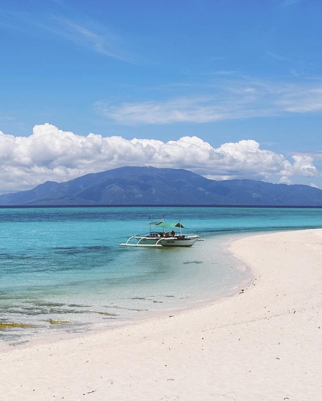 cresta de gallo island