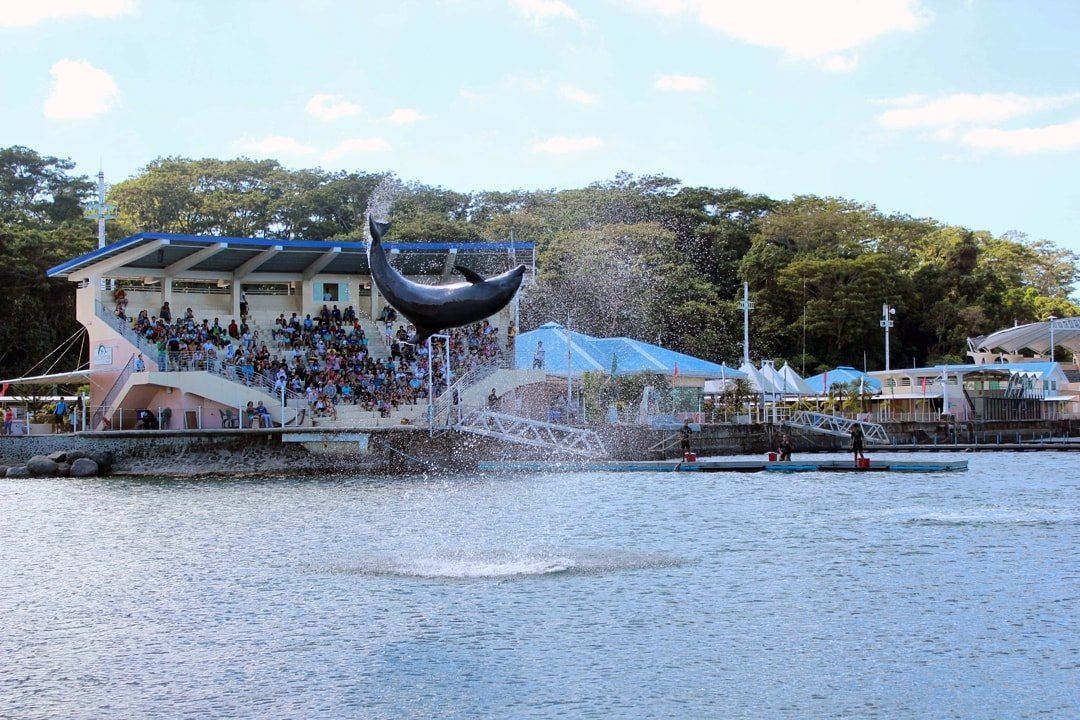 subic zambales tourist spot
