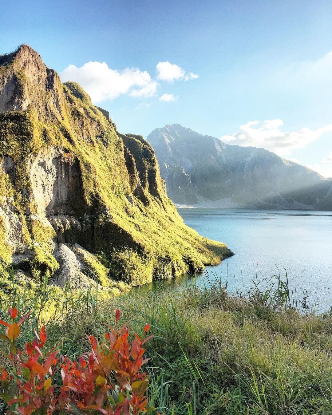 mount pinatubo Crater
