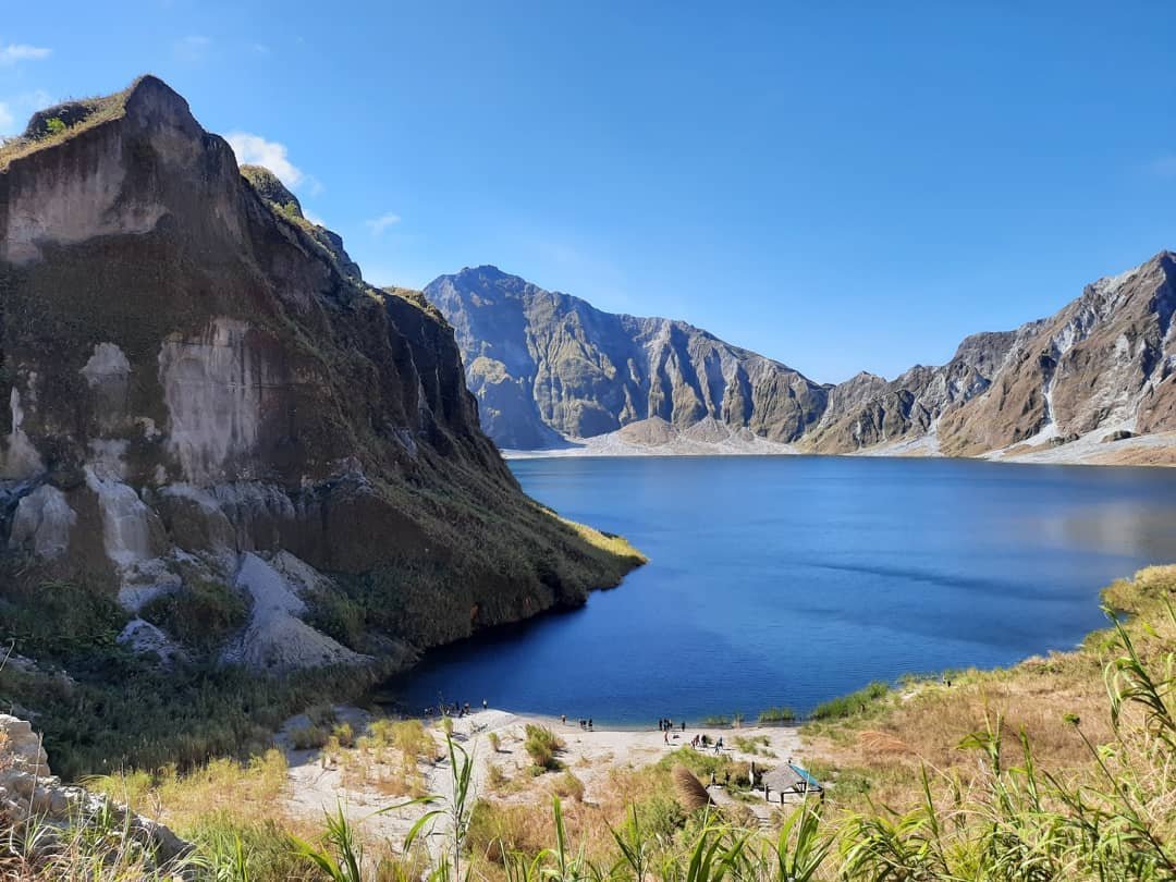 Mount Pinatubo Tourist Spot | Hiking Trails, Tour Packages