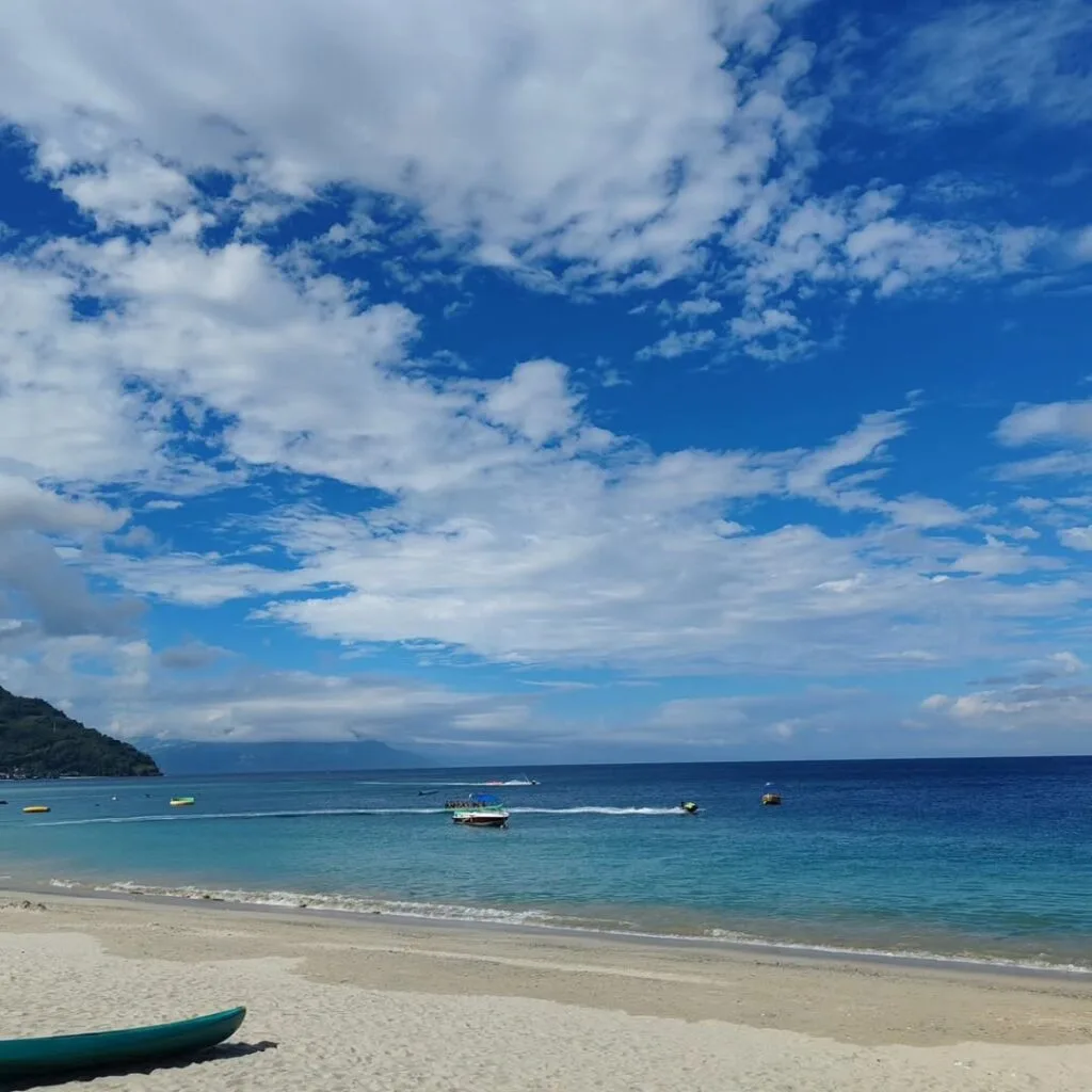 puerto galera photo 2026 white beach
