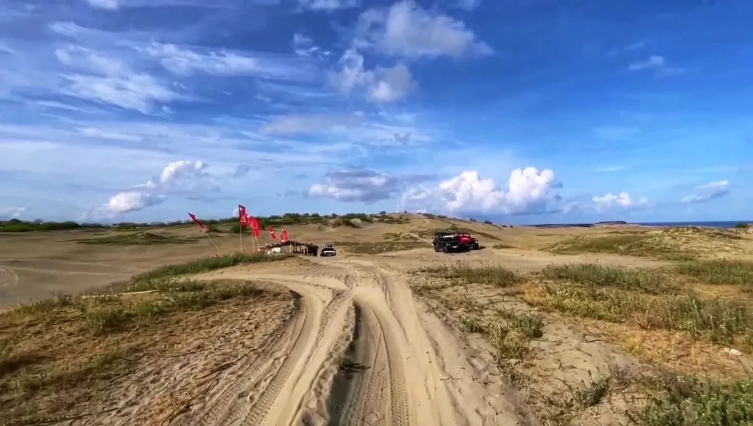 paoay sand dunes