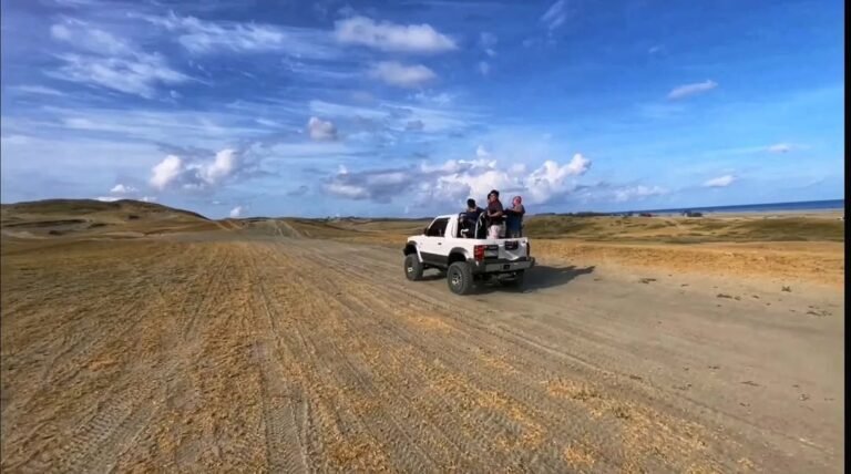 paoay sand dunes