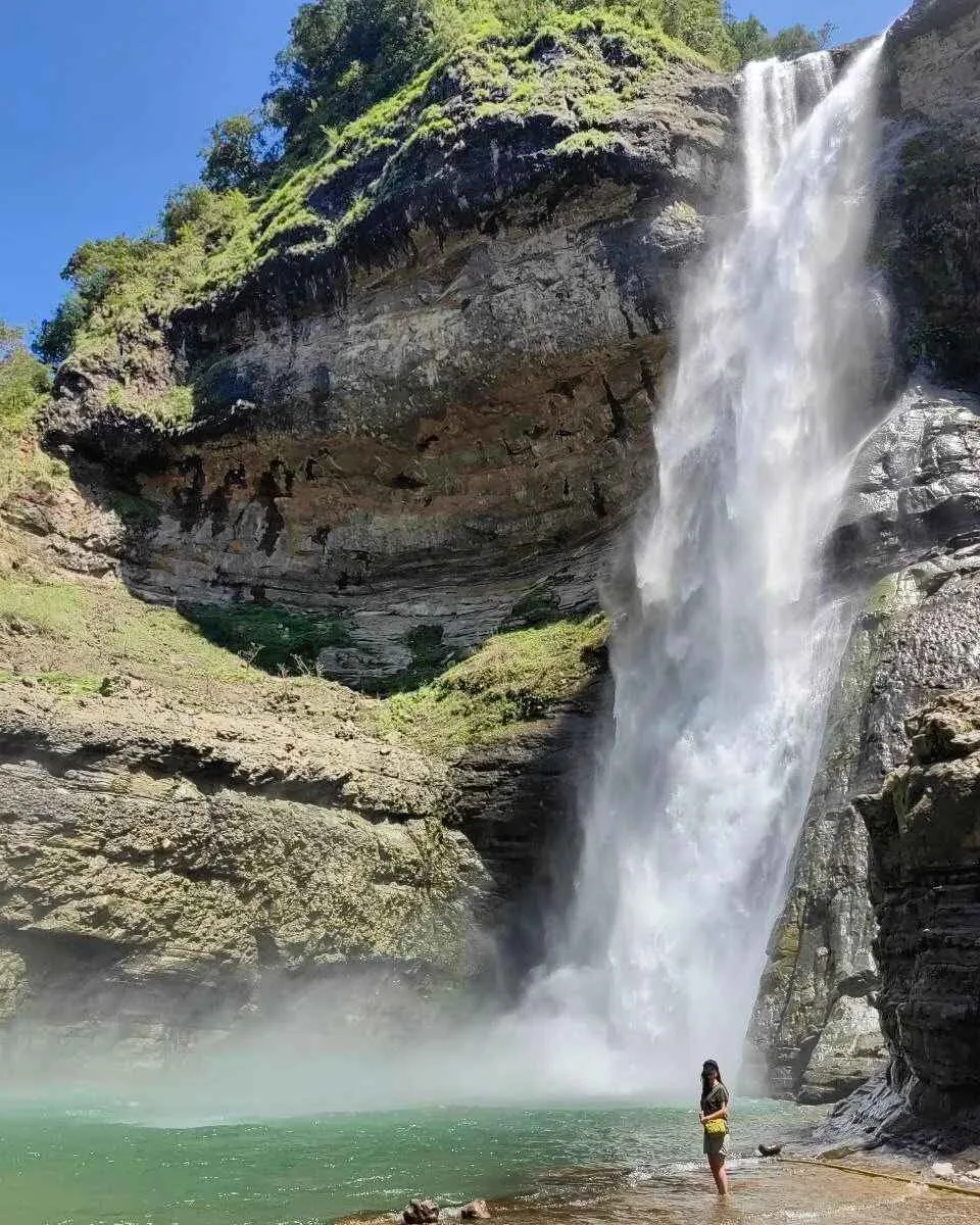 aw-asen falls photos