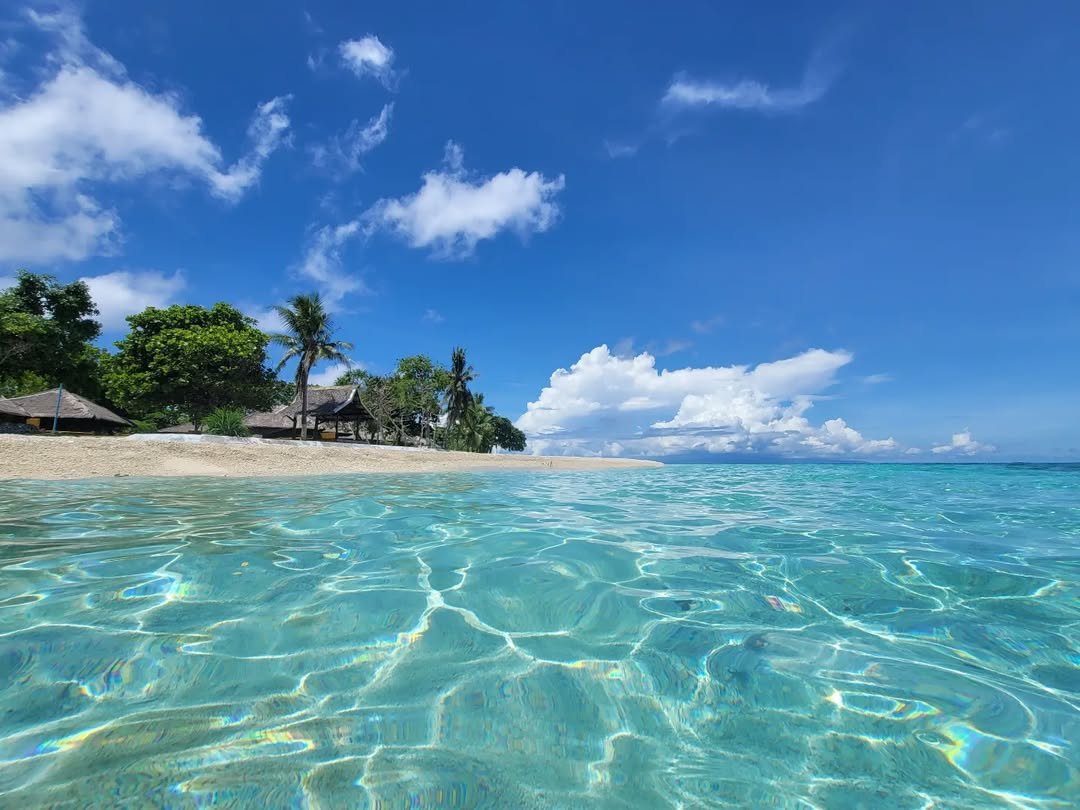 Alona Beach Bohol