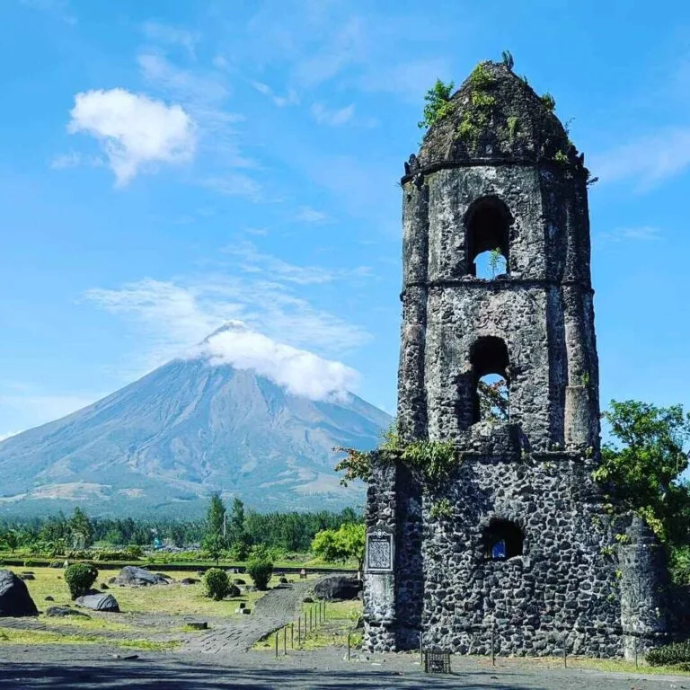 Cagsawa ruins mt mayon bicol tourist spot