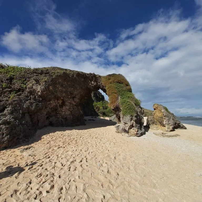 Morong Beach