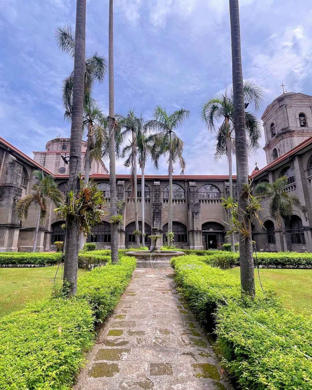 san agustin church manila photo