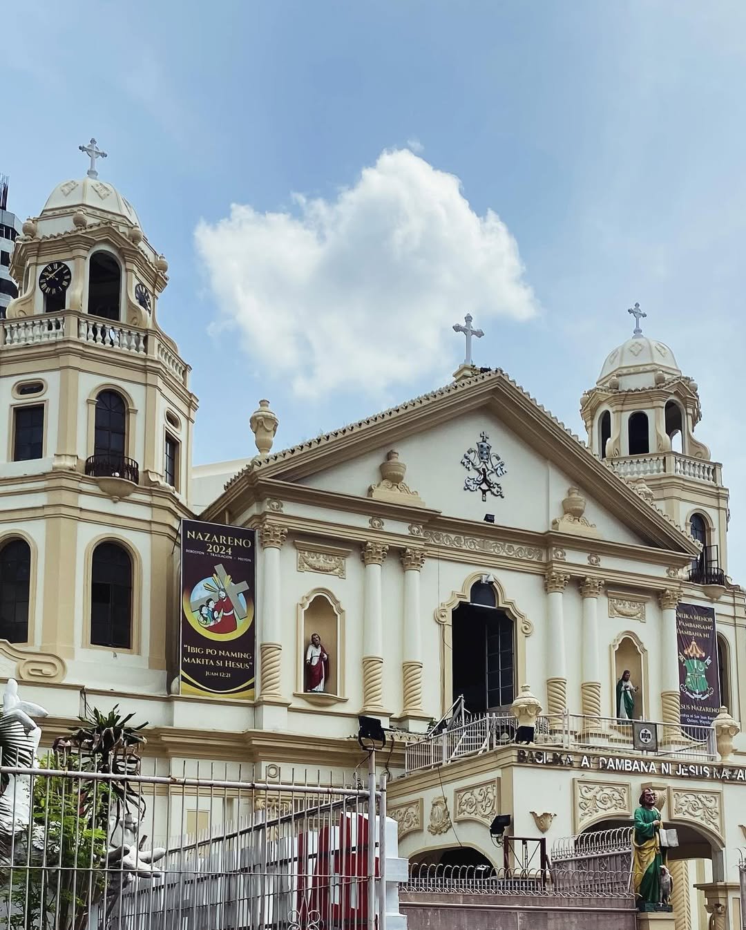 Quiapo manila church