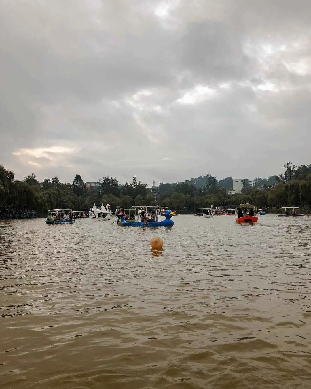 burnham park baguio photo