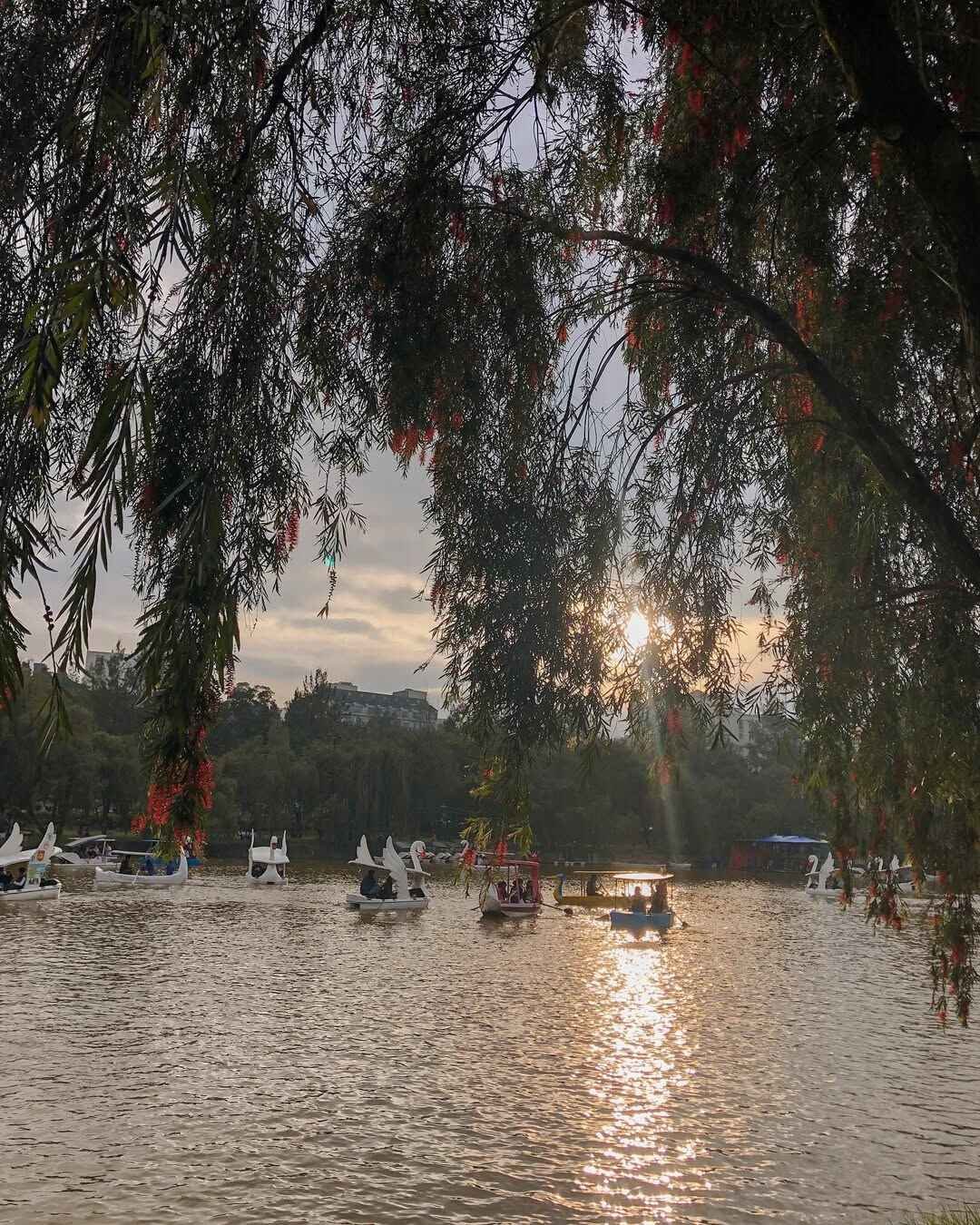 burnham park baguio photo