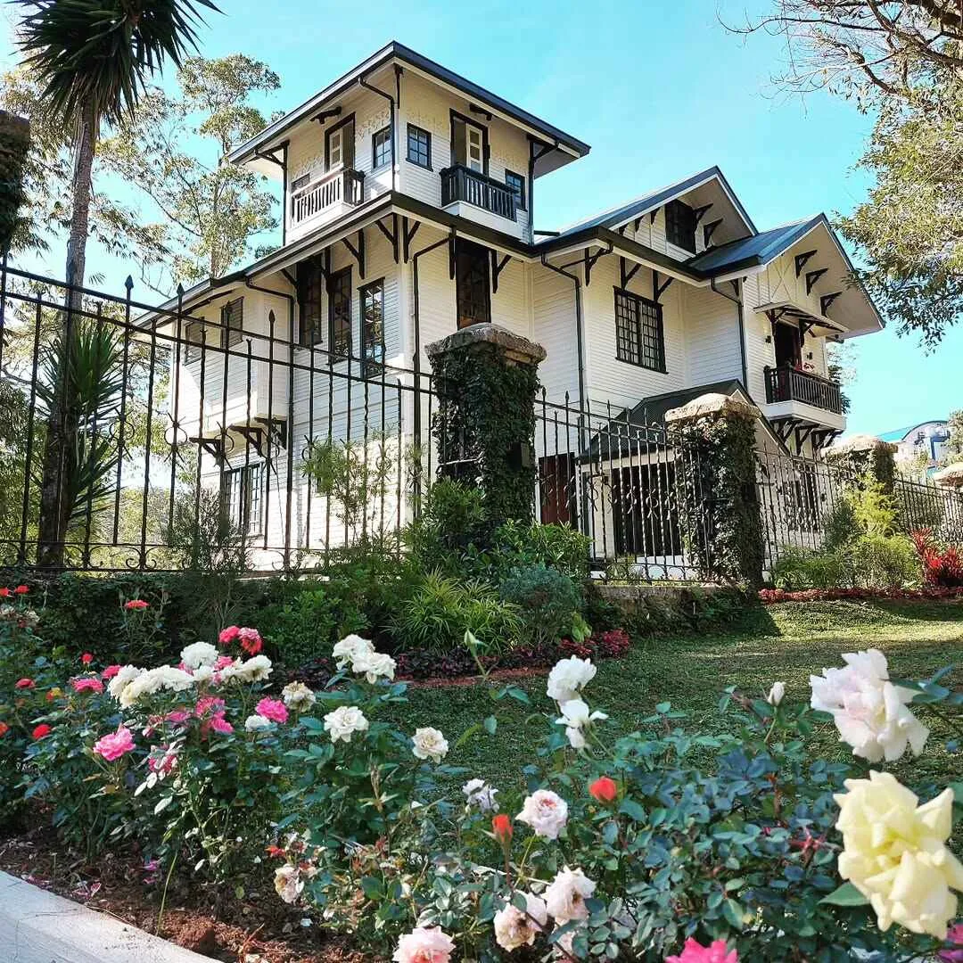LAPERAL WHITE HOUSE