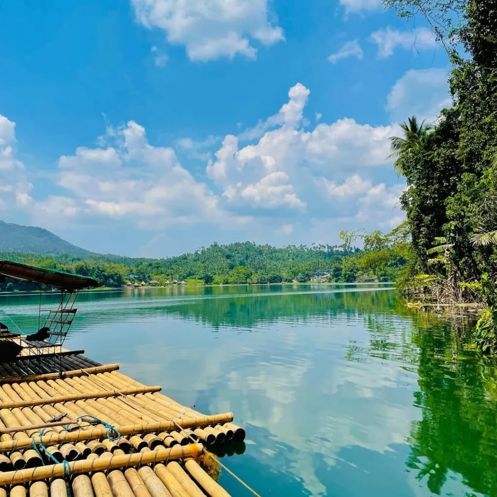 yambo lake photo in nagcarlan laguna