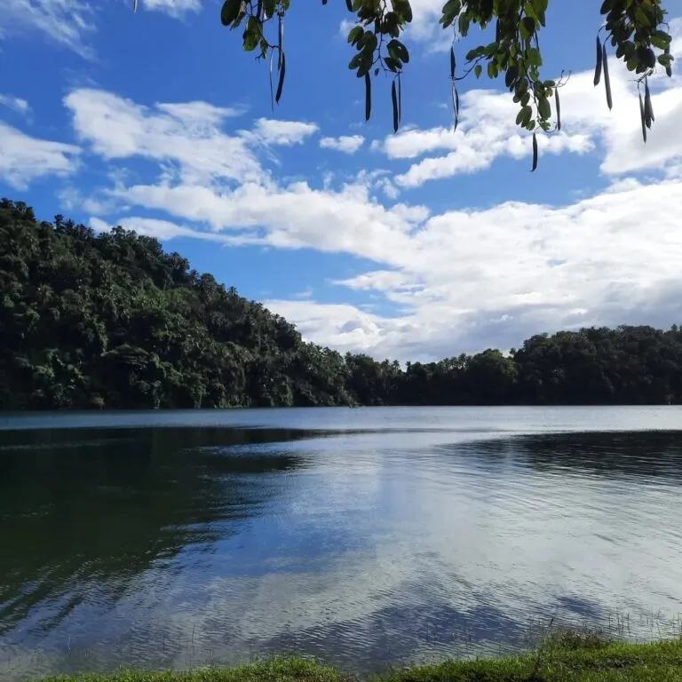 yambo lake photo in nagcarlan laguna