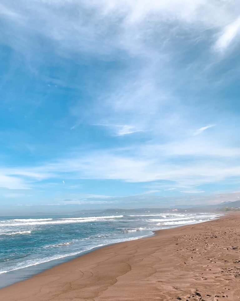 Urbiztondo Beach La Union Photo