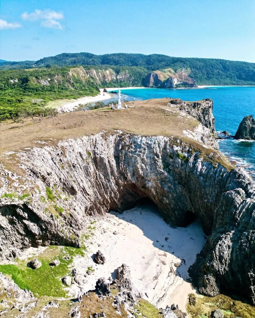 Nagudungan Hill babuyan island