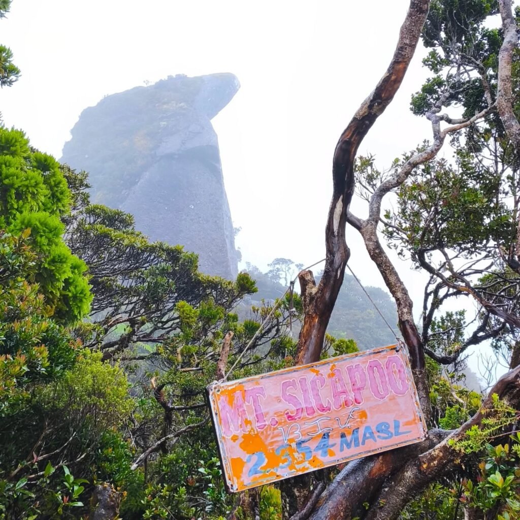 Mt. Sicapoo (Solsona, Ilocos Norte)