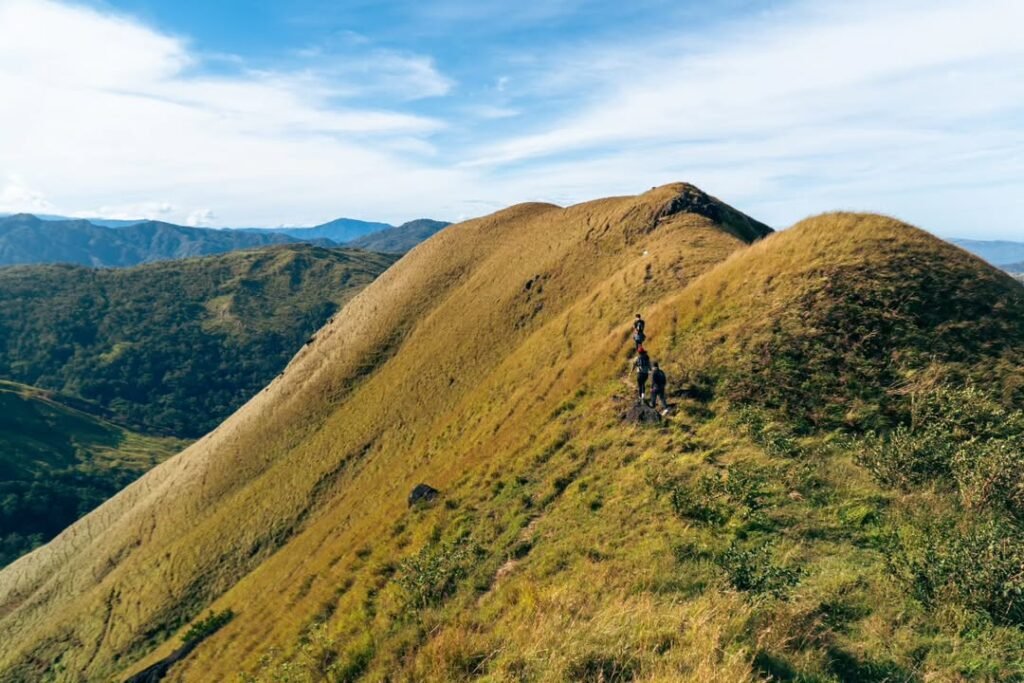 Mt. Baruyen The Window XP Trail