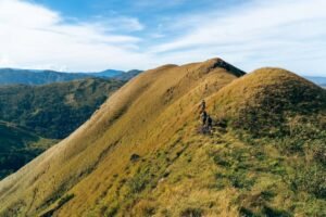 Mt. Baruyen The Window XP Trail